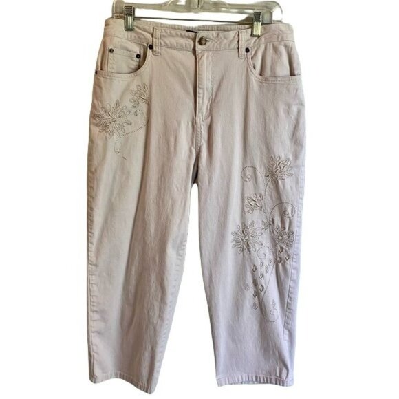 bill blass Pants - Bill Blass Stretch Capris Pants with Embroidered Accents Size 10